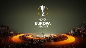 In occasione della partita Milan-Arsenal, Hankook, sponsor dell’Europa League, dà la possibilità a 4 giovani di scendere in campo e stendere la bandiera della manifestazione calcistica