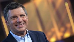Fabrizio Frizzi, addio al celebre conduttore della tv. Rai e Mediaset gli rendono omaggio cambiando i palinsesti