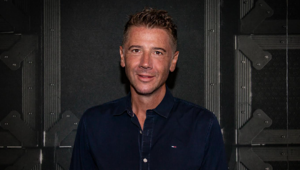 RTL 102.5 Power Hits Estate 2022: l'unico show live con i tempi della radio. Fabio Marcantelli: "Costruiamo ogni volta un evento incalzante e dinamico, con innovazioni scenografiche e tecnologiche"