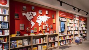 FutureBrand con PCMV e Studio02 crea il nuovo retail concept per laFeltrinelli di Milano