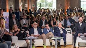 Festa degli Eventi 2018 di ADC Group e del Club degli Eventi e della Live Communication: guarda su Facebook le foto del party e della pièce ‘Punto a capo’