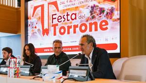 A Cremona la 27° edizione della Festa del Torrone. Negli stand oltre oltre 100 produttori provenienti da tutto il territorio nazionale. Mazzali: "Appuntamento cardine del turismo lombardo"