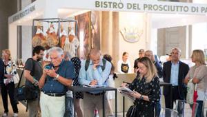 Torna Finestre Aperte, iniziativa che apre le porte degli stabilimenti di produzione del Prosciutto di Parma DOP. Lo scorso anno 5mila i visitatori
