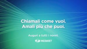 La campagna Mediaset per la festa dei nonni 2025: “Chiamali come vuoi, amali più che puoi”