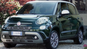 Arriva la nuova 500L. Lo dicono Fiat, Leo Burnett, un bambino e una cicogna