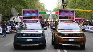 FIAT protagonista alla Wizz Air Milano Marathon 2026: Grande Panda e Topolino guidano la corsa