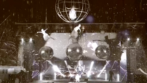 Cortina 2021: un racconto emozionante tra passato e futuro ha inaugurato i Mondiali di sci. Dalle acrobazie aeree alla grande musica italiana, passando per la magia del Carnevale di Venezia nello show firmato Triumph Group International