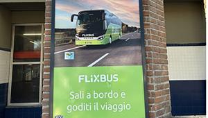 FlixBus lancia la nuova campagna Out-of-home nelle autostazioni