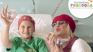 Al via la campagna di Fondazione Theodora Onlus 'Un sorriso per i bambini in ospedale' con testimonial Margherita Buy