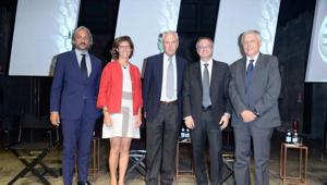 Arriva in edicola 'La Pubblicità con la P maiuscola' , la storia della comunicazione Pirelli in 800 immagini.  Gitto (Y&R): "Il racconto di una marca, della sua capacità di visione e innovazione"
