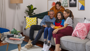 Google, Altroconsumo e Telefono Azzurro insieme alla creator di YouTube 'Grace On Your Dash' per imparare a gestire hater e messaggi di odio online