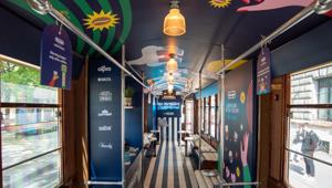 De'Longhi alla Milano Design Week 2025: l'Arte del Caffè e il suo Aroma avvolgono Milano nel Tram Evento di IGPDecaux