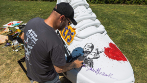 Street activation e performative art: l'installazione itinerante 'Four Steps Ahead' fa tappa a Milano con EXTR4 e Mr. Savethewall