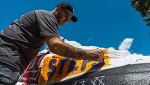 "Four Steps Ahead": la sneaker monumentale di EXTR4 by IMAC e Mr. Savethewall sbarca a Pompei all'interno di ORBITS "Four Steps Ahead": la sneaker monumentale di EXTR4 by IMAC e Mr. Savethewall sbarca a Pompei all'interno di ORBITS