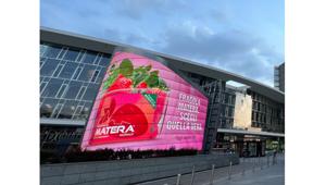  Brand-Cross porta Fragola Matera a Milano tra Design Week e Digital Out of Home