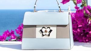 Furla ha scelto Facebook “Visite al punto vendita” per promuovere in anteprima la collezione Pre-fall 2018 e la nuova it-bag Furla Mughetto