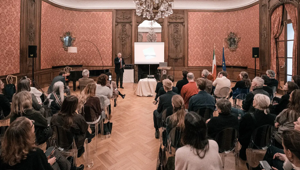 Il tour internazionale del Salone del Mobile.Milano 2025 parte da Copenaghen. Tra le novità, il primo The Euroluce International Lighting Forum