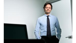 Il Gruppo Covisian sceglie Gruppo Armando Testa per la nuova strategia di branding volta a rafforzare il suo posizionamento.  Il nuovo payoff "Tech. People. Smiles." riassume l'obiettivo e il purpose di "costruire un mondo più semplice"