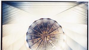 A Bologna la mostra di Carlo Valsecchi sul gasometro restaurato da Hera