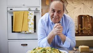 Parmigiano Reggiano debutta in comunicazione nel Regno Unito con lo chef Gennaro Contaldo e Chop House Films. Budget di 5 mln per l’adv nei mercati internazionali
