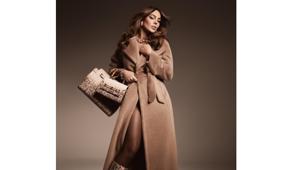 GUESS: Georgina Rodriguez protagonista della Global Holiday Campaign 2024