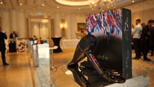 ghd lancia la nuova collezione wanderlust con un evento esclusivo a Palazzo Parigi. Firma Say What