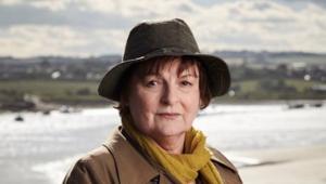 Giallo compie dieci anni e festeggia con la nuova stagione di 'Vera'