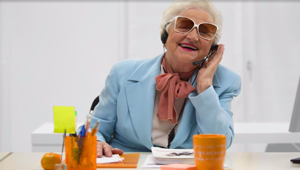 Gigaset sui social con il primo “Call Center dei Call Center”. Creatività The Big Now