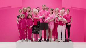 Con Enel il Giro d'Italia lo vincono in mille: lo dice il nuovo spot di S&S per la campagna 100x100