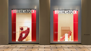 Green Media Lab firma la brand experience di Birkenstock in Rinascente a Milano tra vetrine d'autore e pop-up