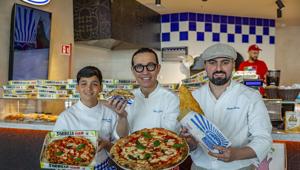 Il brand di pizzerie Sorbillo arriva a Roma Termini grazie all’accordo tra SSP Frabeli e Grandi Stazioni Retail. Fiori: "Vogliamo trasformare le nostre stazioni in veri e propri punti di riferimento per chi cerca gusto, qualità e tradizione"