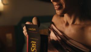 Grisbì sceglie Gibbo&Lori e lancia la nuova campagna pubblicitaria che celebra i momenti di golosità