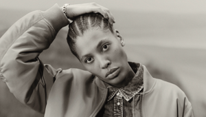 GUESS JEANS e Nicolai Marciano annunciano i brand ambassador della nuova campagna: Beabadoobee, Kai Isaiah-Jamal e Gene Gallagher