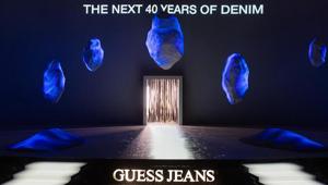 Guess Jeans al Pitti Uomo di Firenze con un'installazione e una mostra dedicati ai prossimi 40 anni di denim