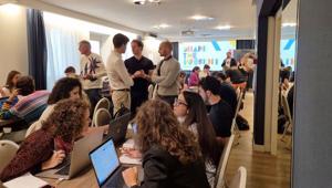 Var Group e Talent Garden lanciano la nuova edizione dell’“Hackathon: tech for humans”. 80 giovani talenti accolgono le sfide lanciate da oltre 10 grandi aziende