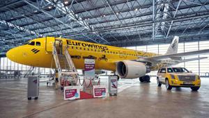 Hertz celebra la partnership 'fly-drive' con Eurowings. Il logo protagonista sulla livrea dell'Airbus A320