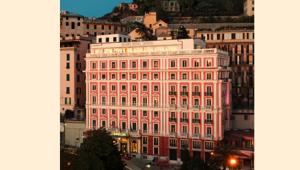 Grand Hotel Savoia compie 120 anni