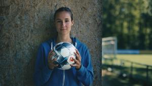 Hyundai presenta "Next Awaits" il nuovo film realizzato da Lagardère Plus che vede protagonista il calcio e un messaggio di speranza per celebrare il gioco e il tifo