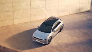 Hyundai rilascia "Una nuova era di elettrificazione", il terzo episodio del suo nuovo podcast "Are We There Yet?"