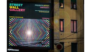 Continua la collaborazione tra IGPDecaux e Street Wall Gallery: arriva una nuova opera nell’impianto di Carrobbio a Milano