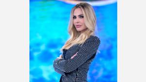 Torna dal 21 marzo su Canale 5 “L’Isola dei Famosi” condotta da Ilary Blasi.  Givova, Pin Up Stars e  Amica Chips gli sponsor del format con Brand On Solutions