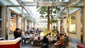 Illy Caffè Monte Napoleone anima il Quadrilatero della moda con live music e dj set