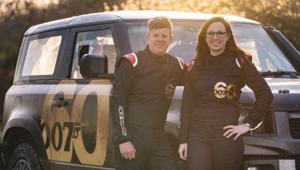Per i 60 anni di 007 James Bond, Mark Higgins torna in gara come guest star alla Bowler Defender Challenge