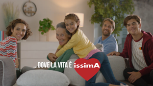 Alternative Group e Aldo Biasi firmano la nuova campagna pubblicitaria di Arredissima, on air su Rai, Mediaset, Discovery e La7