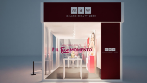 Avon Italia per la prima volta alla Milano Beauty Week con il beauty cube Avon, un viaggio esperienziale all’insegna del manifesto del brand: “Non è solo beauty, è il TUO momento"