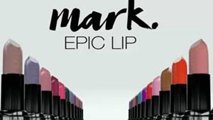 Avon Cosmetics conferma la testimonial Melissa Satta per il 2018 e va on air con la campagna dedicata al nuovo rossetto Epic Lip della linea mark. Firma Jwt Londra