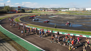 Mezza Maratona d’Italia “Memorial Enzo Ferrari”: record di iscritti per l’edizione 2026 targata RCS Sports & Ferrari