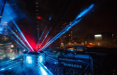  Samsung Galaxy S7, Milano con gli occhi al cielo per il primo city laser show. Firma Eventually