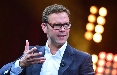 Sky: James Murdoch torna presidente dopo quattro anni. In Europa i ricavi crescono del 5% a quota 5,7 mld di sterline, ma in Italia calano del 3%. Nel 2° trim. raccolta a +16%