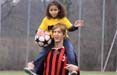 Massimo Ambrosini va on air per 'L'Africa chiama' 